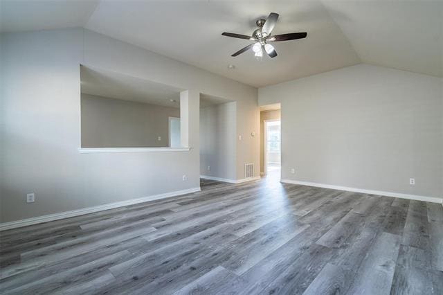 Building Photo - 1528 Canary Dr