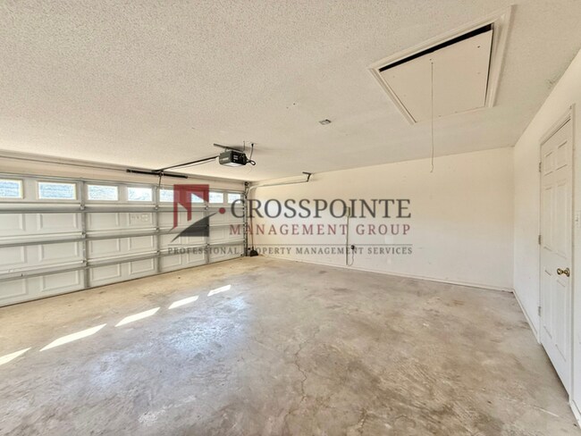 Building Photo - Tour Today! Charming 3-Bedroom, 2-Bath Home with Cozy Fireplace!