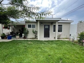 Building Photo - Newer 1 Bedroom/1 Bath ADU in Long Beach