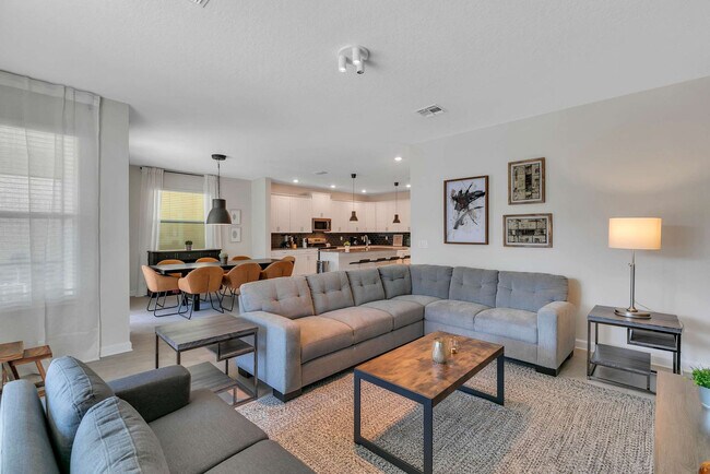 Building Photo - 2831 Bookmark Dr