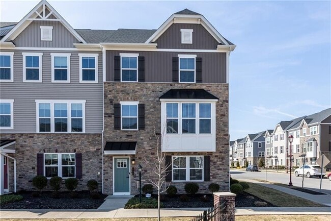 Primary Photo - 600 Amarth Ln