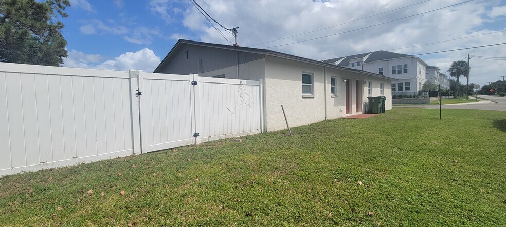 Building Photo - 6625 S West Shore Blvd