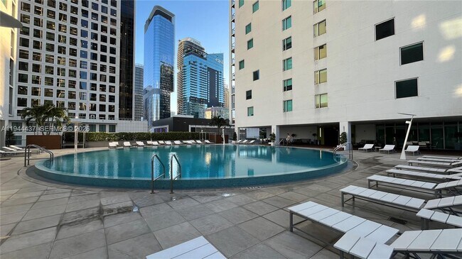 Building Photo - 55 SE 6th St