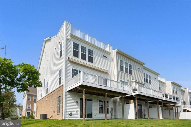 Building Photo - 42995 Lost Farm Terrace
