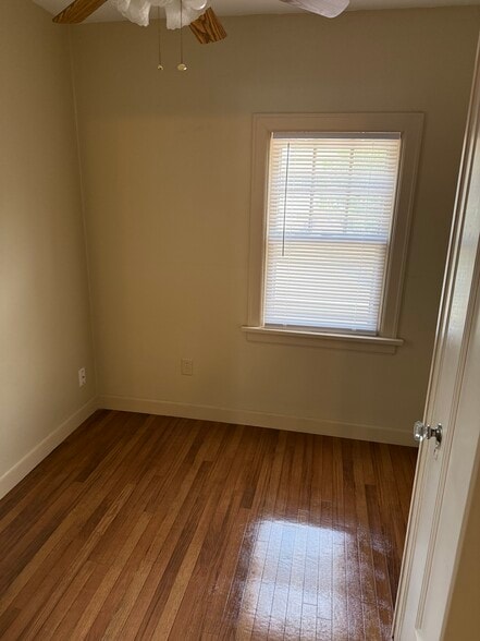 Building Photo - 203 North Terrace