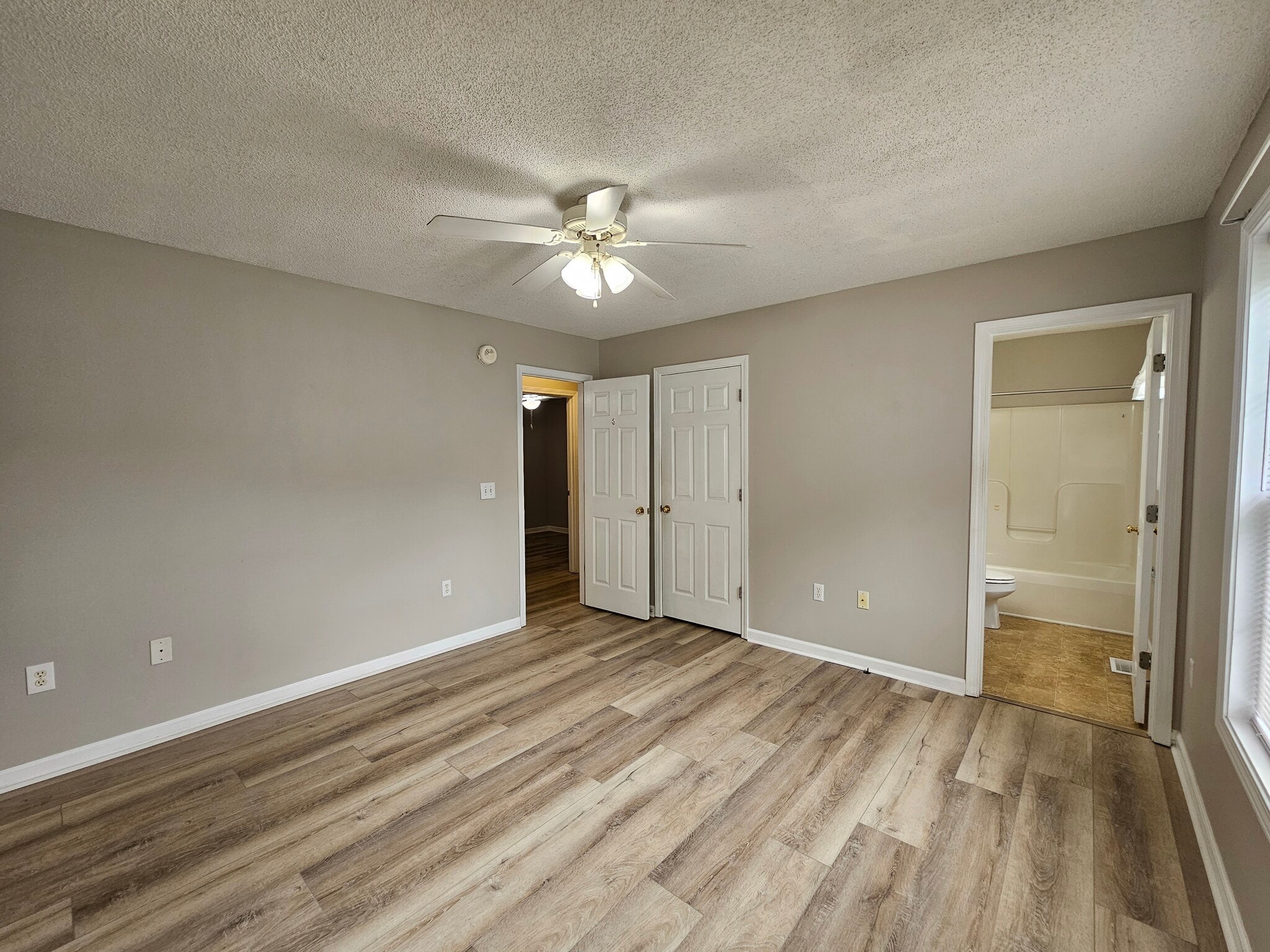 Primary/Owners Suite - 305 Pope Field Rd #A