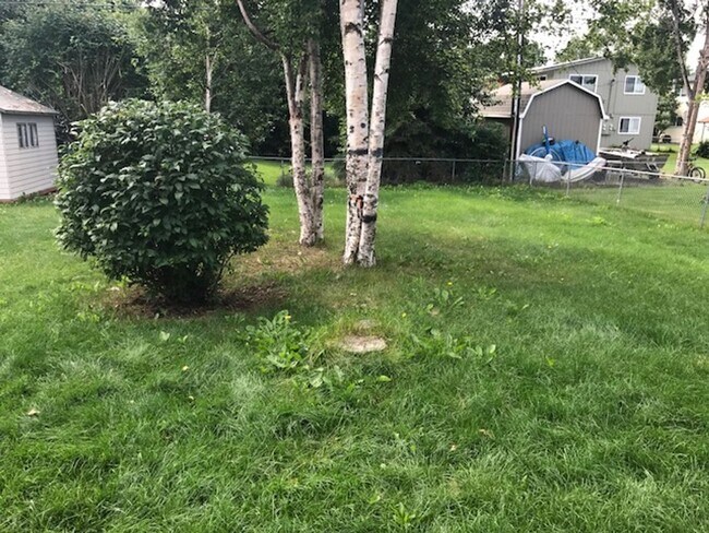 Building Photo - 3012 W 33rd Ave