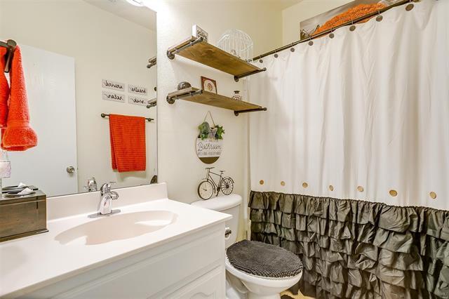 Building Photo - 909 Hunter Ln