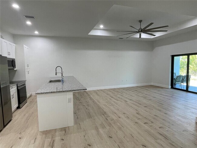 Building Photo - 13219 Blytheville Ave