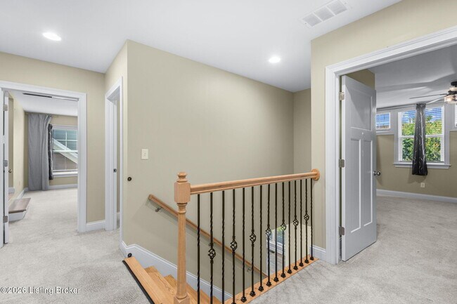 Building Photo - 825 Artisan Pkwy