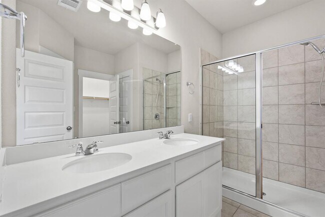 Building Photo - 221 Ancellotta Wy