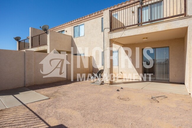 Building Photo - 13971 S Rosemont Rd