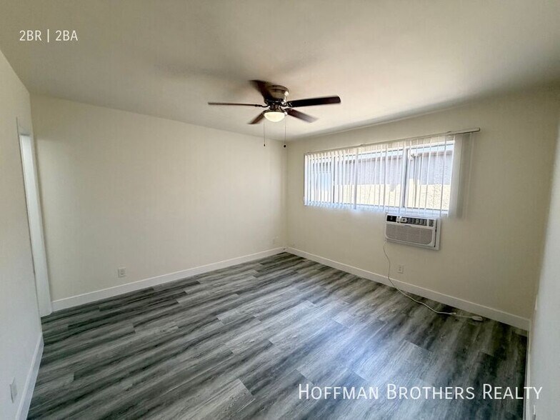 Building Photo - 8143 Langdon Ave