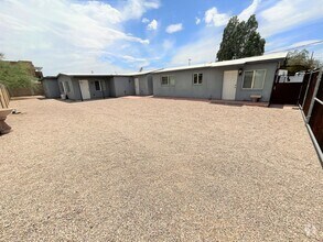 Building Photo - Central Tucson, close to University of Ari...