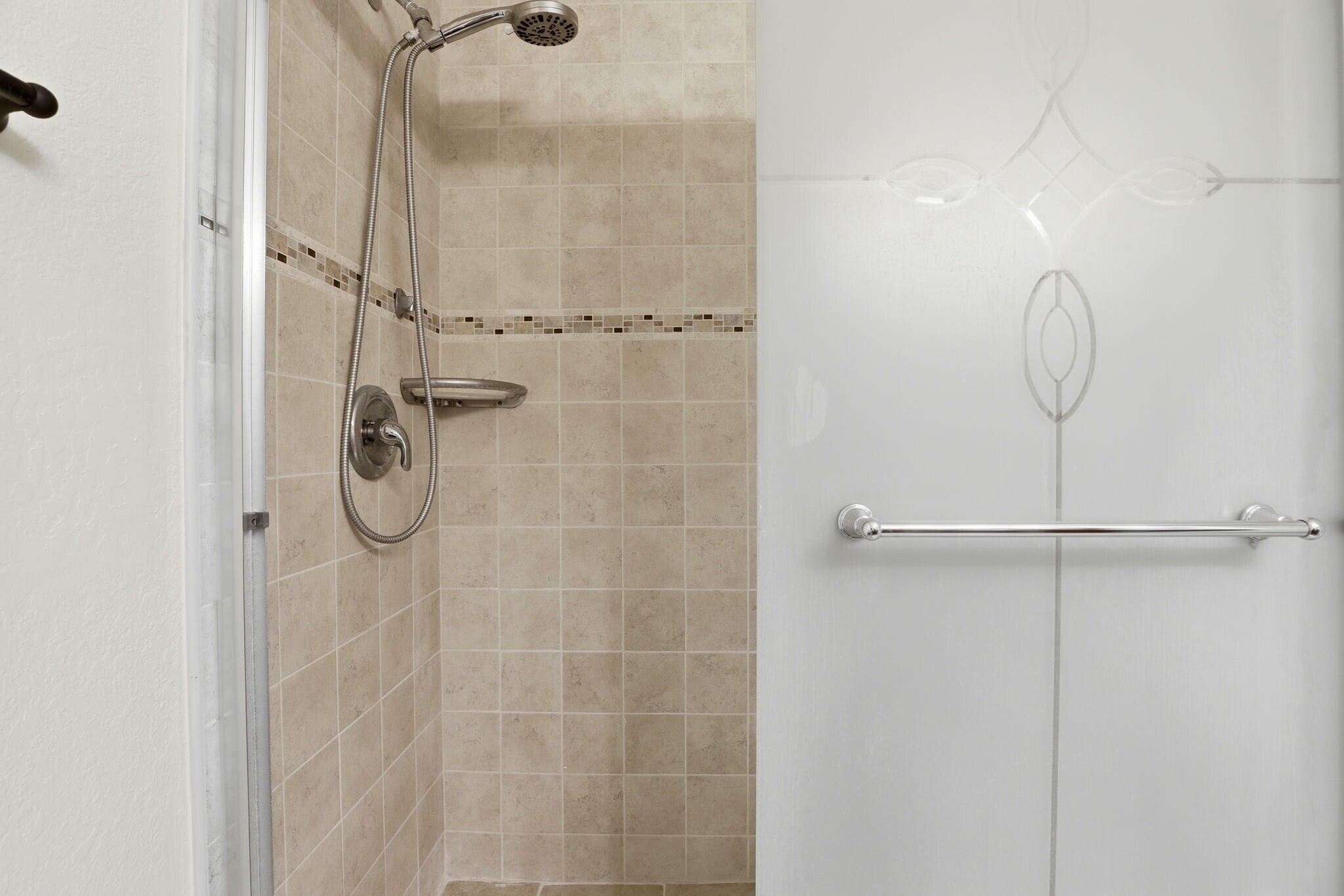 Building Photo - 13839 Fairway Island Dr