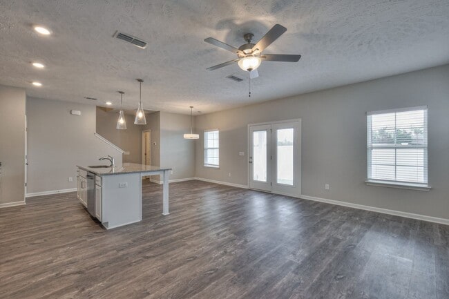 Building Photo - Brand New Luxury Townhome! 3 BR, 2.5 BA, 2 Car Garage, Pool, Dog Park, and More!
