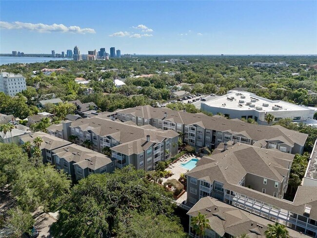 Building Photo - 800 S Dakota Ave