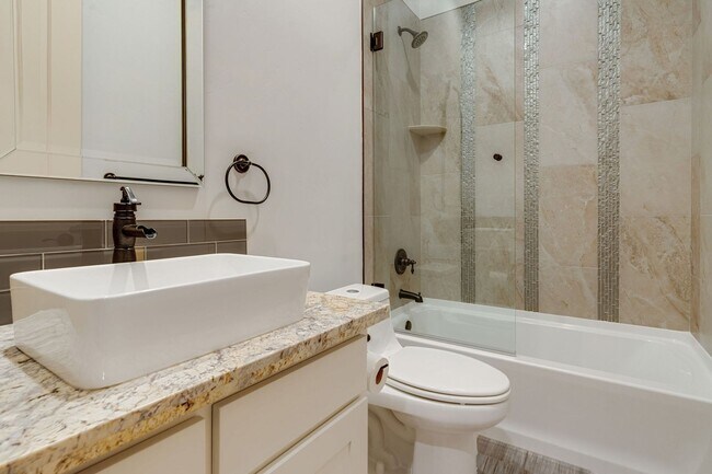 Building Photo - Utilities Included! Luxury Single-Story Ho...