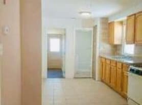 Building Photo - 175 Wilson Ave