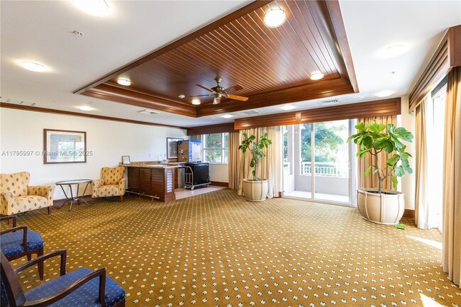 Building Photo - 19501 E Country Club Dr