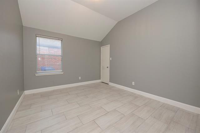 Building Photo - 3129 Kennedy Dr