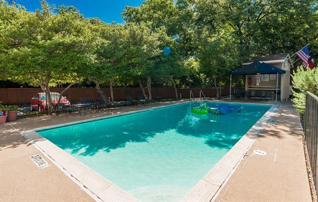 Building Photo - 7450 Holly Hill Dr