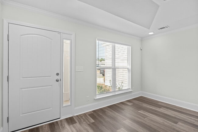 Building Photo - 8121 Bannock Cir