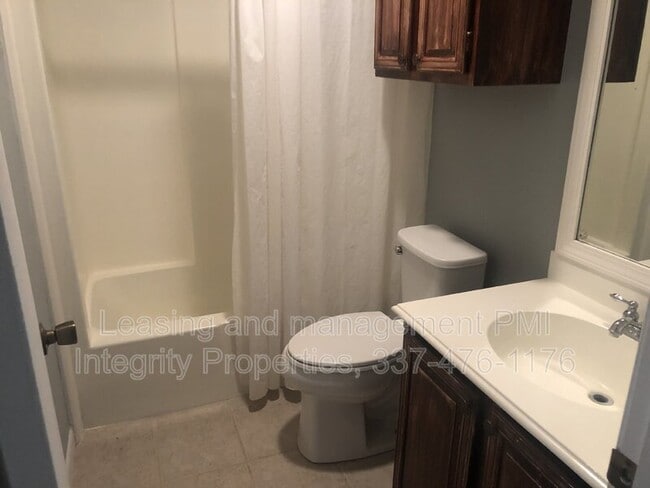 Building Photo - 1604 Southwood Dr