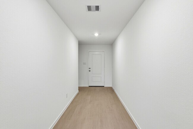 Building Photo - 15227 Abella Dr