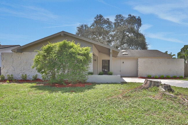 Building Photo - 3124 W Burke St