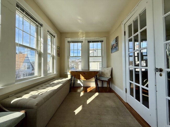 Building Photo - 32 Quincy St