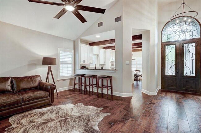 Building Photo - 30389 Ledgemont