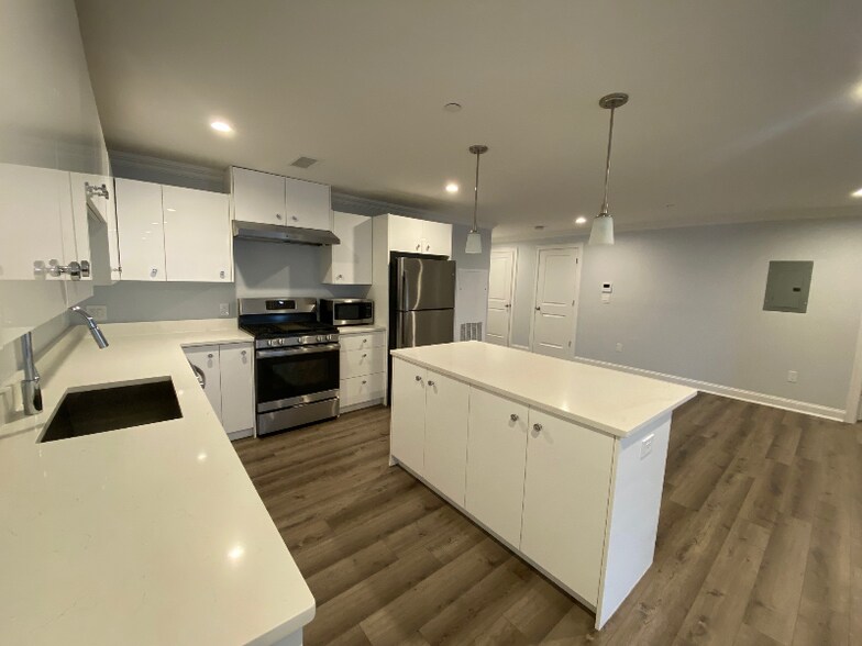 Building Photo - 71 Legacy Blvd