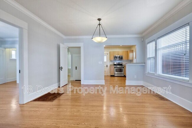 Building Photo - 4052 Albatross St