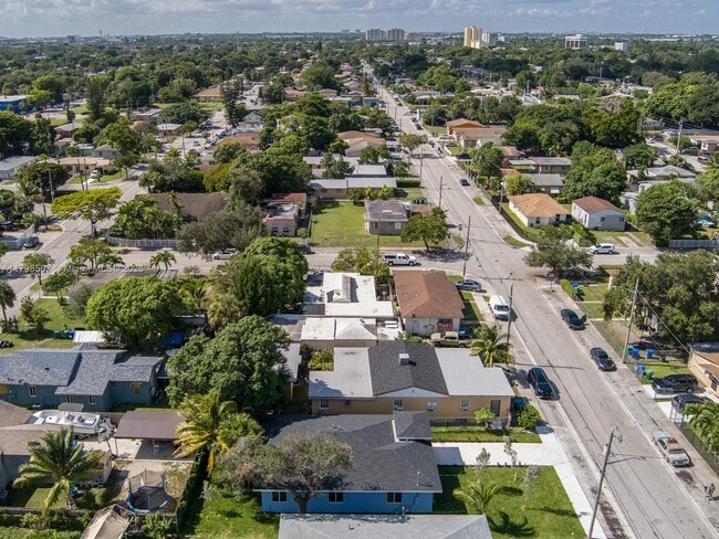 Building Photo - 1468 NW 51st St