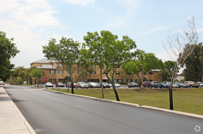 Primary Photo - Federation Gardens of Davie
