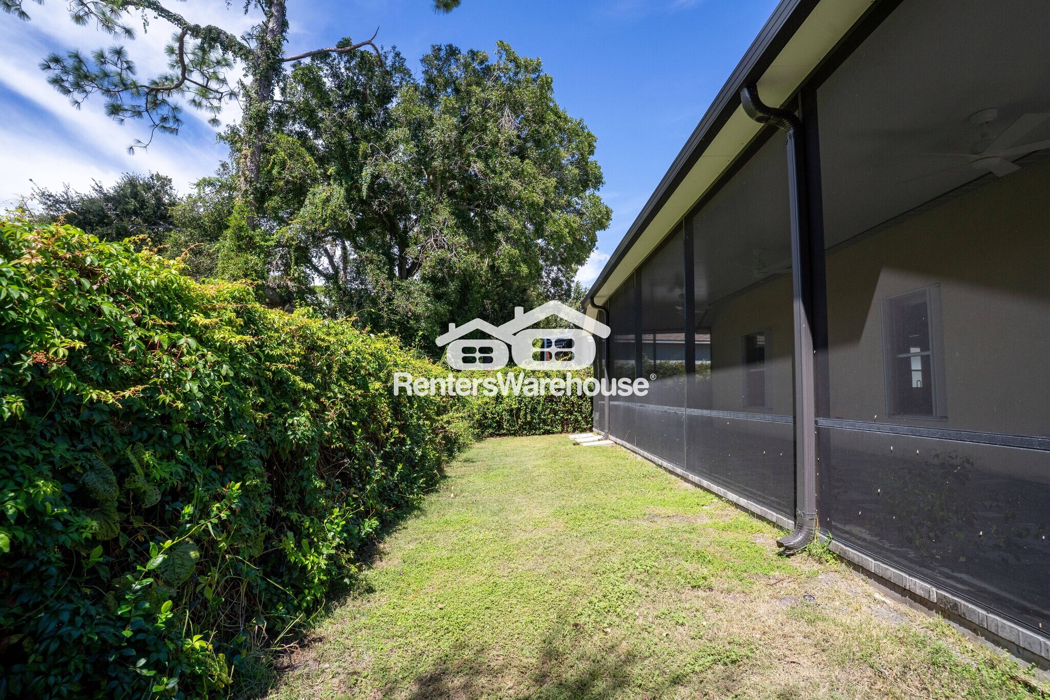 Building Photo - 14950 Hidden Oaks Cir
