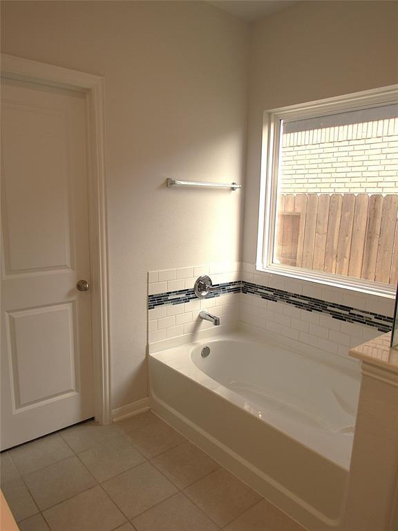 Building Photo - 14302 Beach Pine Trail