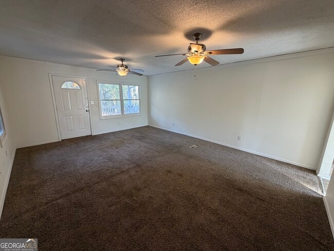 Building Photo - 2933 Coffer Dr