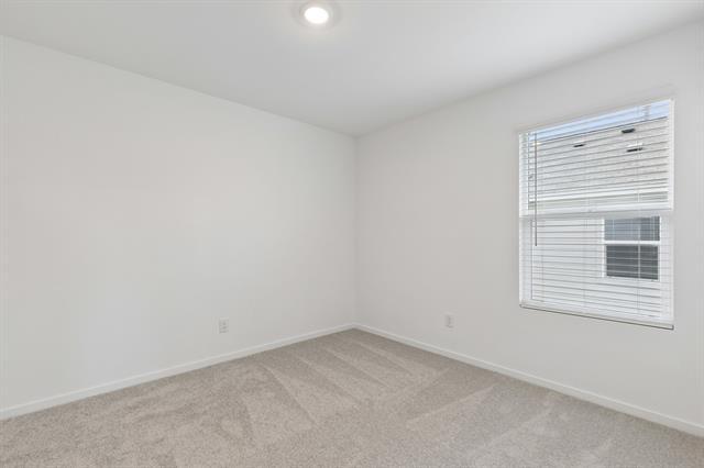 Building Photo - 3009 Tooley Dr