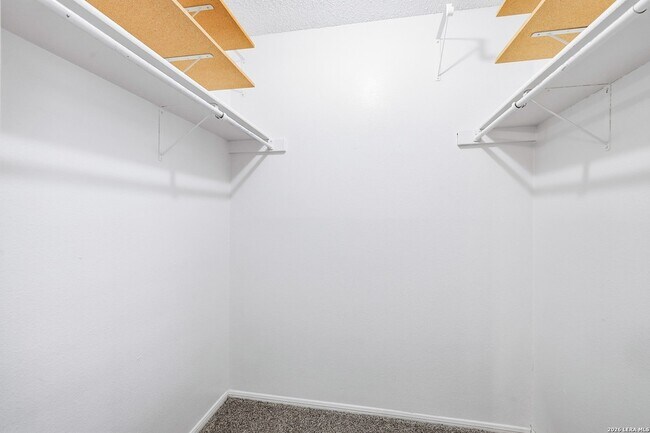 Building Photo - 10434 Shallow Crossing