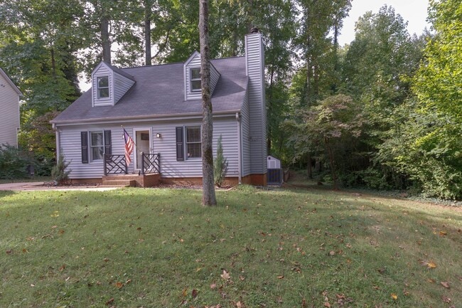 Building Photo - 3 Bed 2 Bath near Lake Jeanette