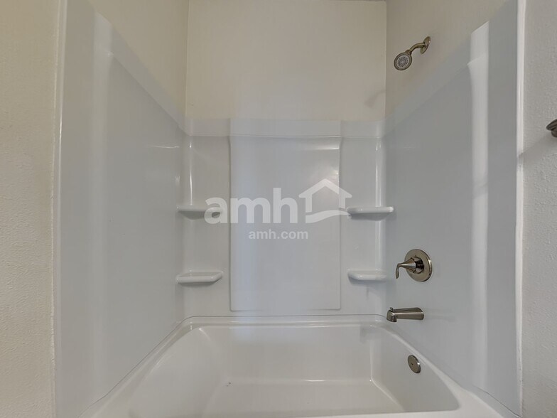 Building Photo - 4501 Reisswood Loop