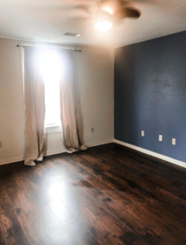 Bedroom 1 (without furniture) - 2113 Toledano St