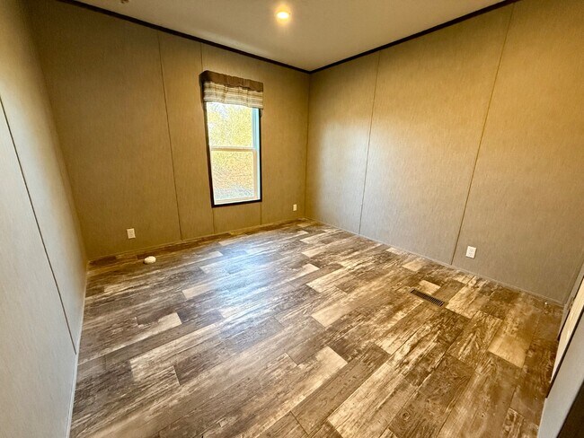 Building Photo - 1209 Pleasant Hill Church Rd