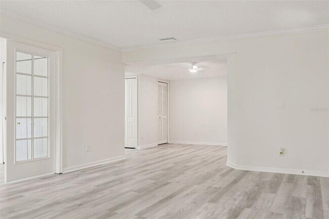 Building Photo - 2101 Fox Chase Blvd