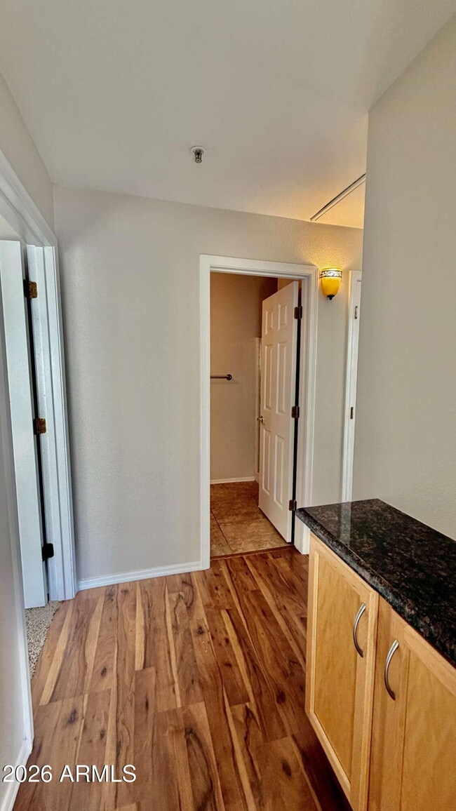 Building Photo - 2992 N Miller Rd