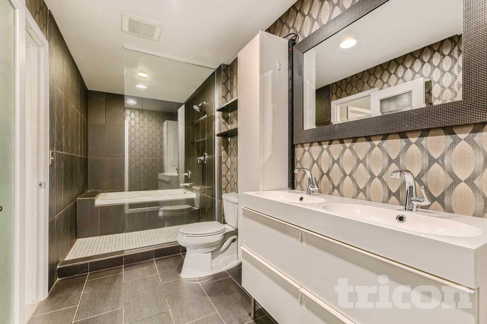 Building Photo - 5078 S Elkhart Ct