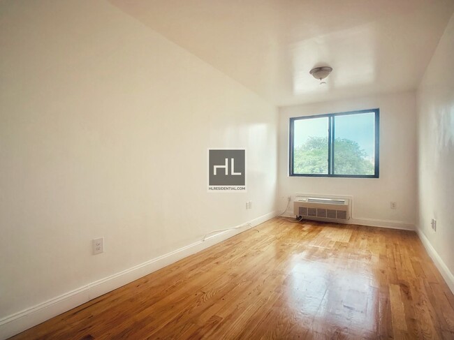 Building Photo - 2BR 1BA located in One of Brooklyns Most P...