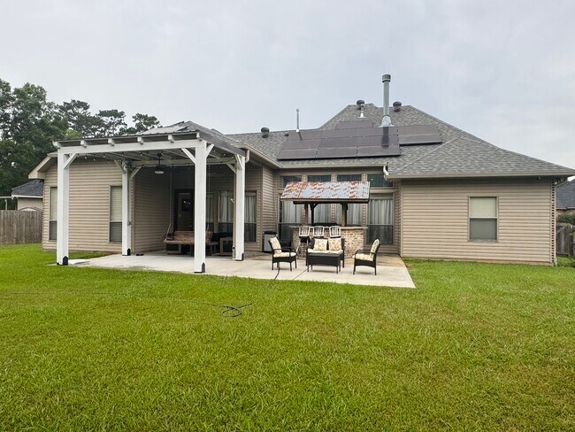 Building Photo - 2678 Bluff Ct